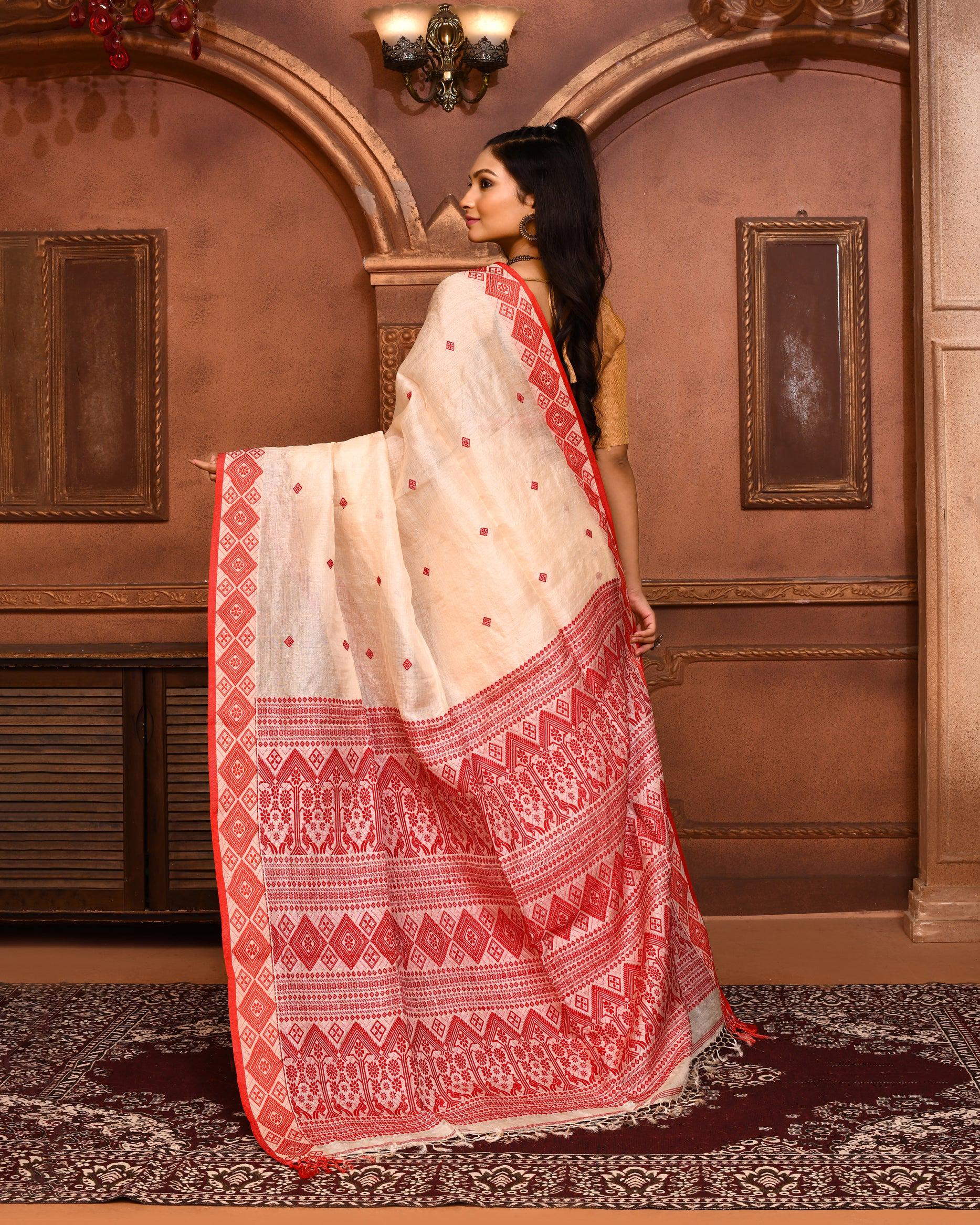 Piyari Fashion Off White Tussar Silk Saree With Blouse Piece