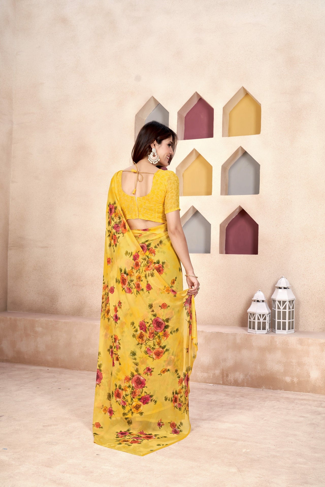 NOZ2TOZ Women Casual Wear Printed Weight Less Saree with Unstitched Blouse - Yellow