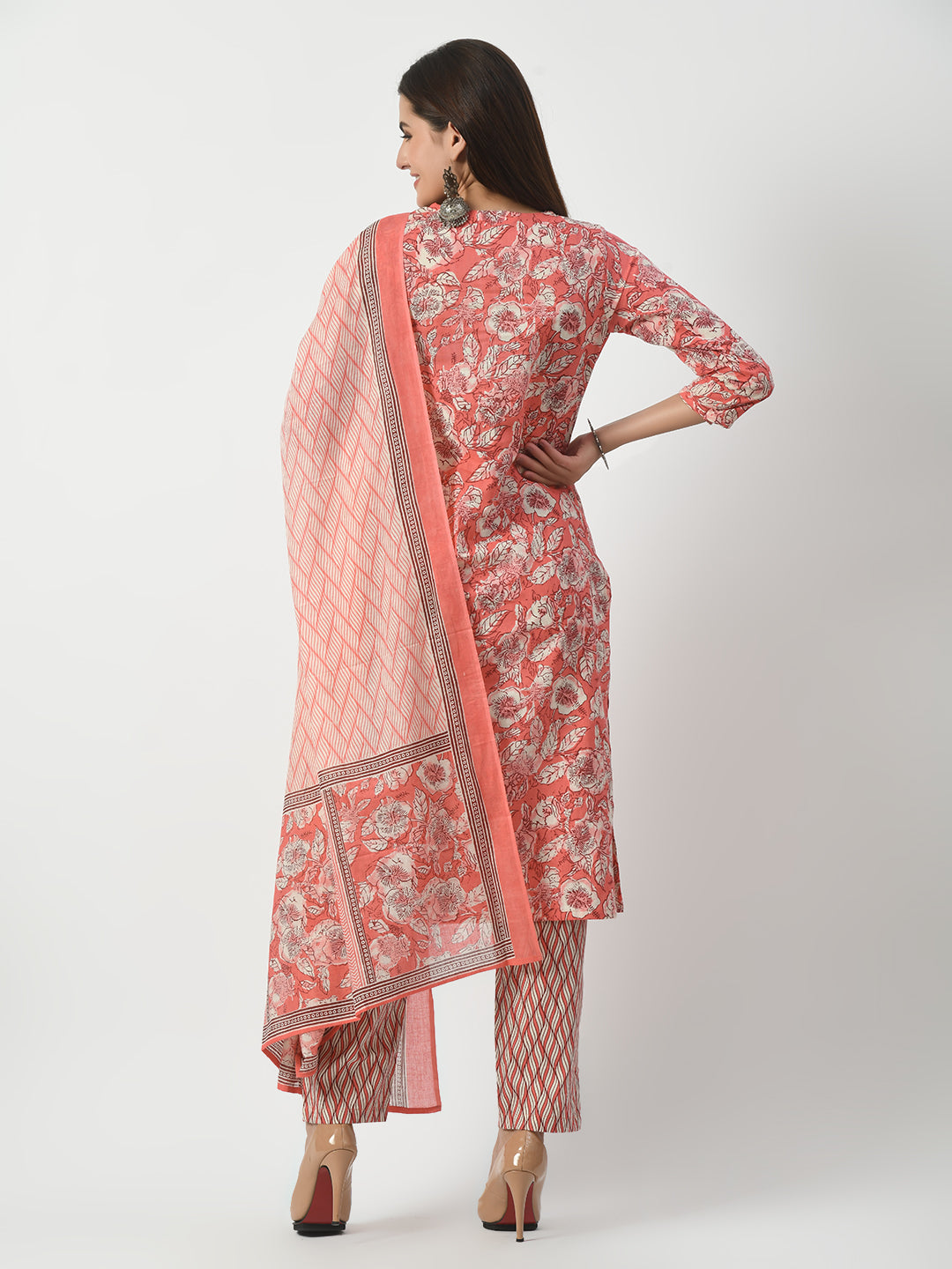 Pink Printed and Embroidered Kurta Pant With Dupatta Set - Rasiya