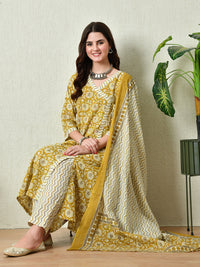 Thumbnail for Women's Mustard Printed Angrakha A line Kurta Pant With Dupatta Set - Rasiya
