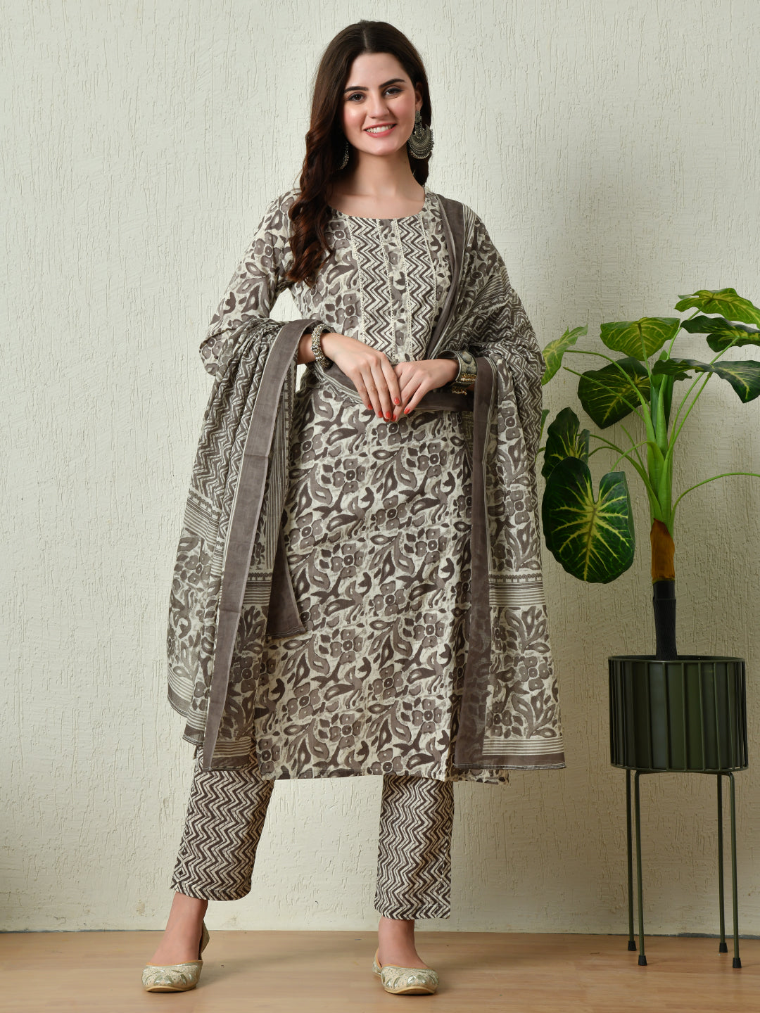Grey Printed Kurta Pant With Dupatta Set - Rasiya
