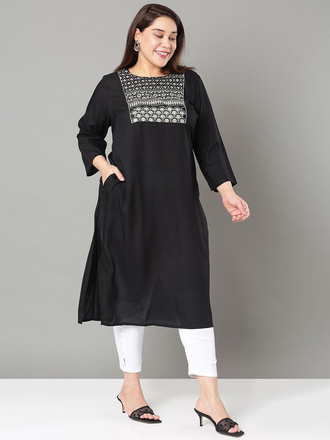 Sztori Plus Size Floral Yoke Design Sequinned Straight Kurta - Distacart