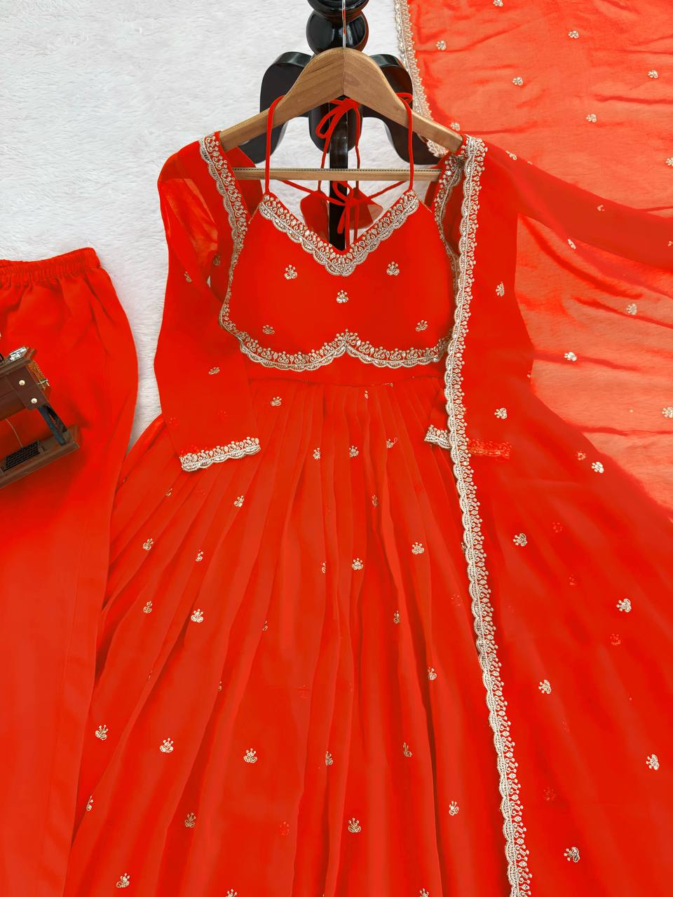 Prazu Fashion Red Georgette Thread Sequin Anarkali Suit