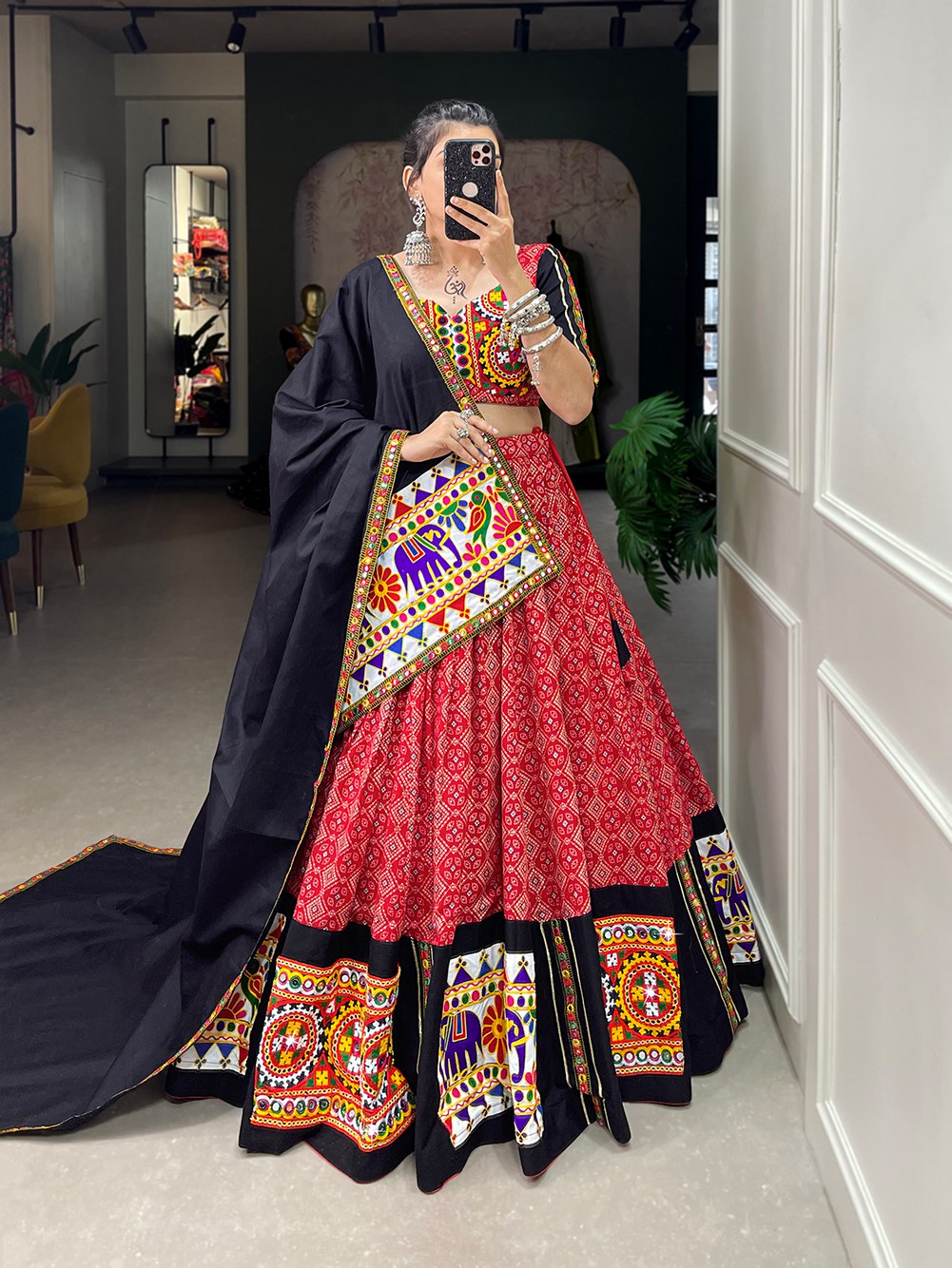 Lorenvalley Red Pure Cotton Lehenga Choli Embellishes With Gamthi Work And Mirror Work Touch Up To Make Everyone Feel The Stories Of Navratri Traditions