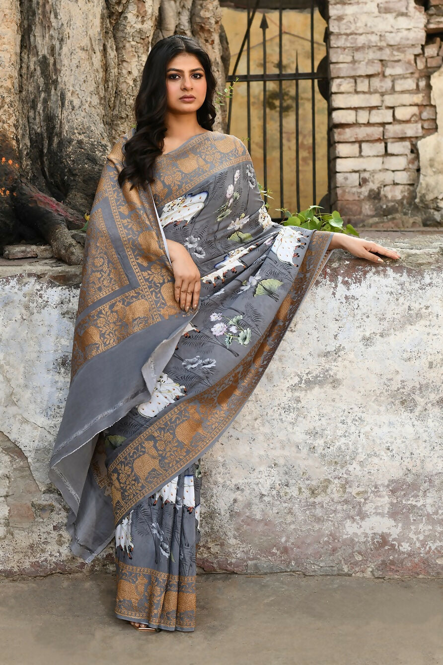 Joban Fashion Silver Grey Pure Crepe Pure Handloom Banarasi Silk Saree