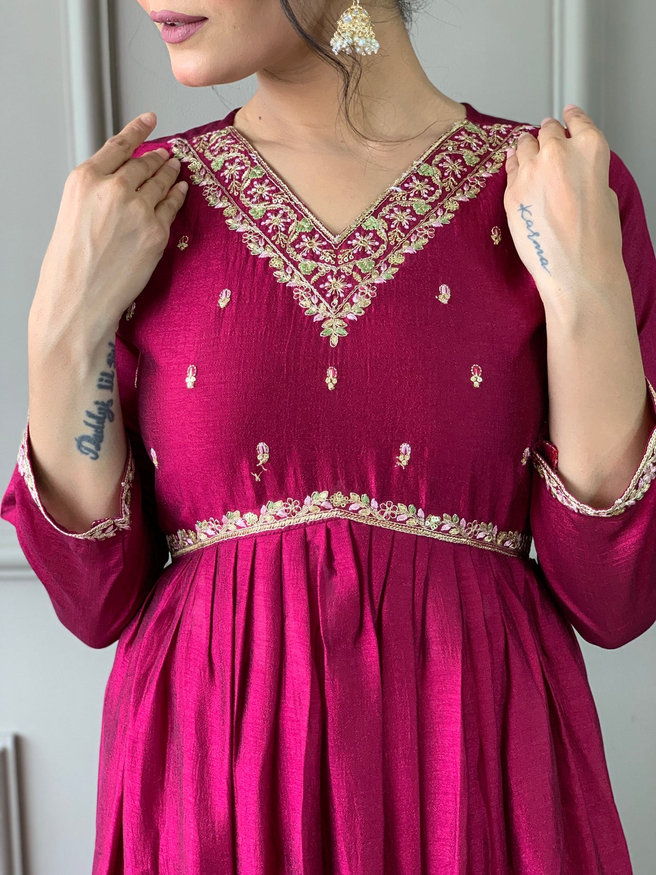 Women V Neck Embroidered Work Vichitra Silk Fabric Kurta & Pant With Dupatta Set - Taantav