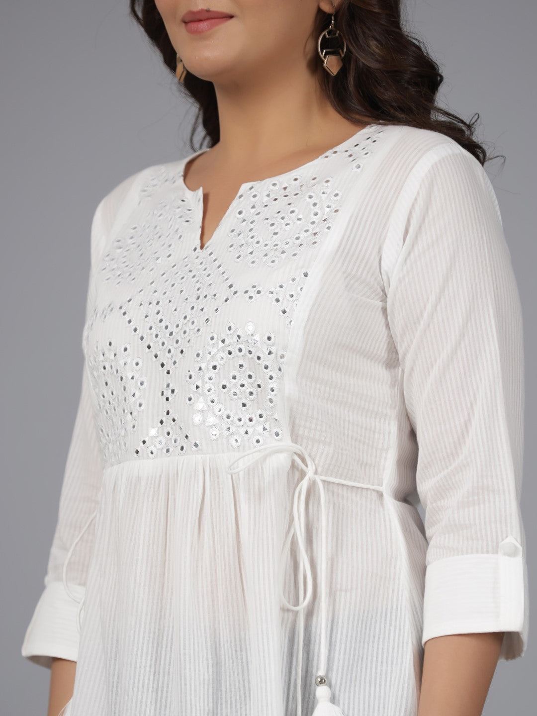 Juniper Women's White Geometric Cotton Dobby Tunic With Mirror Work Embroidery.