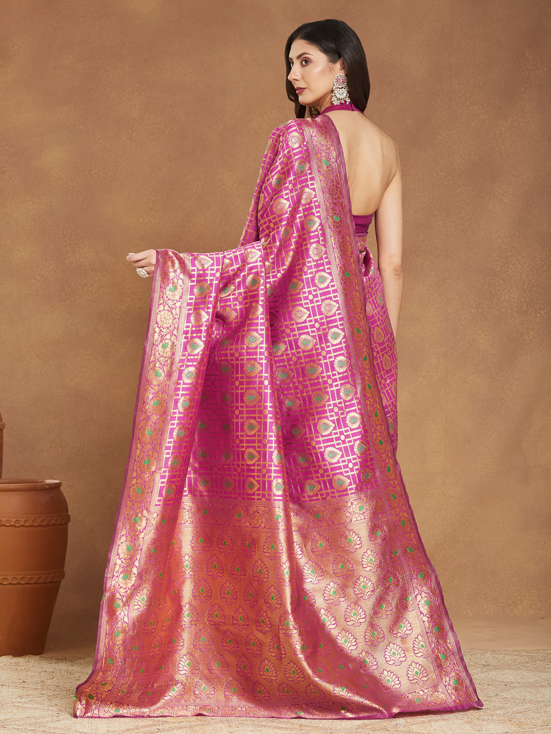 Janasya Pink Silk Blend Ethnic Motifs Jacquard Saree