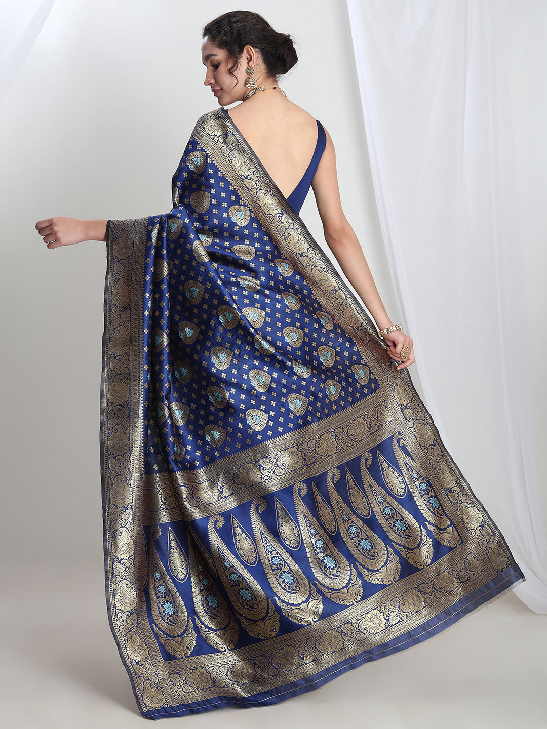Janasya Blue Silk Blend Ethnic Motifs Jacquard Saree