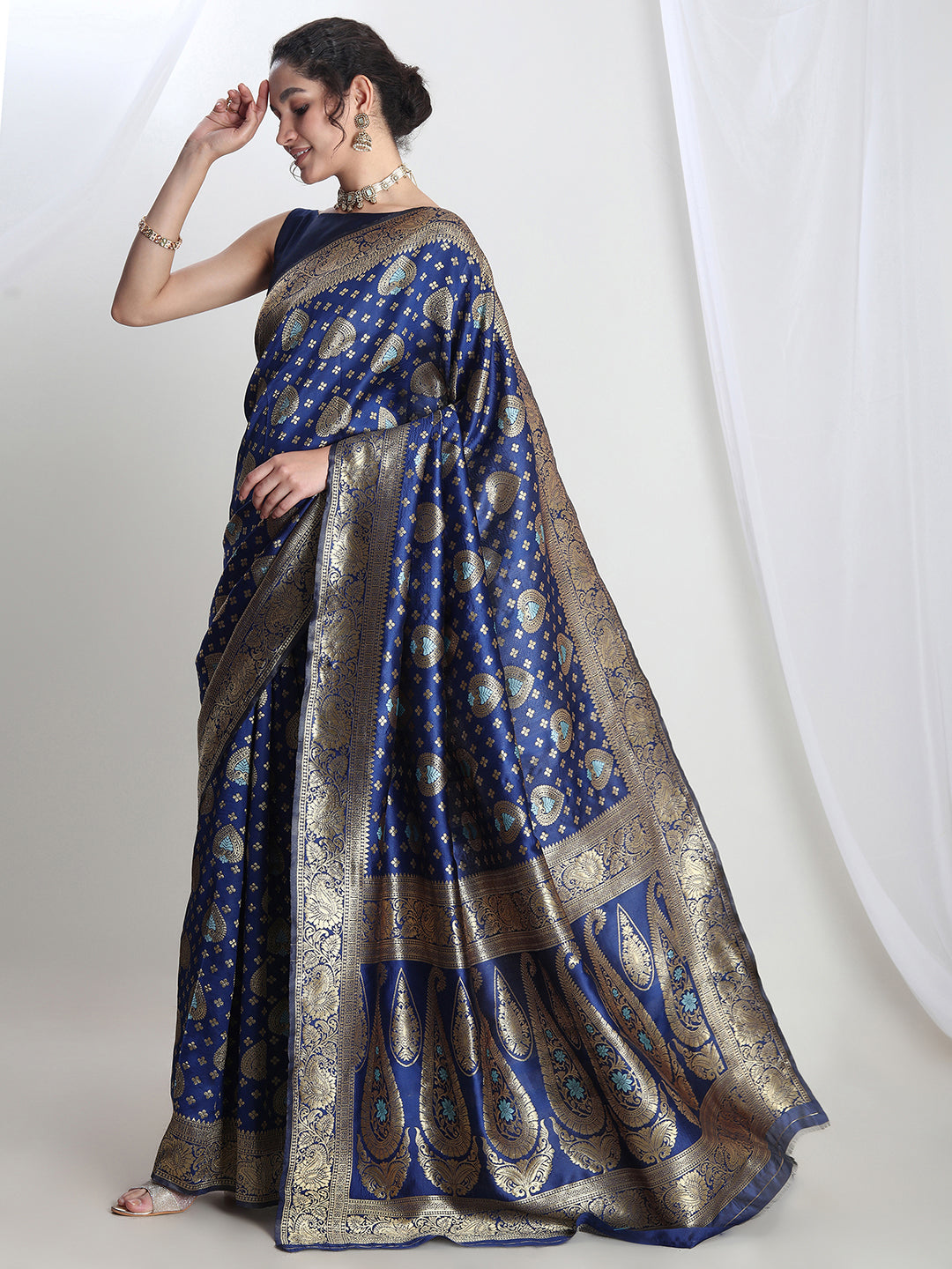 Janasya Blue Silk Blend Ethnic Motifs Jacquard Saree