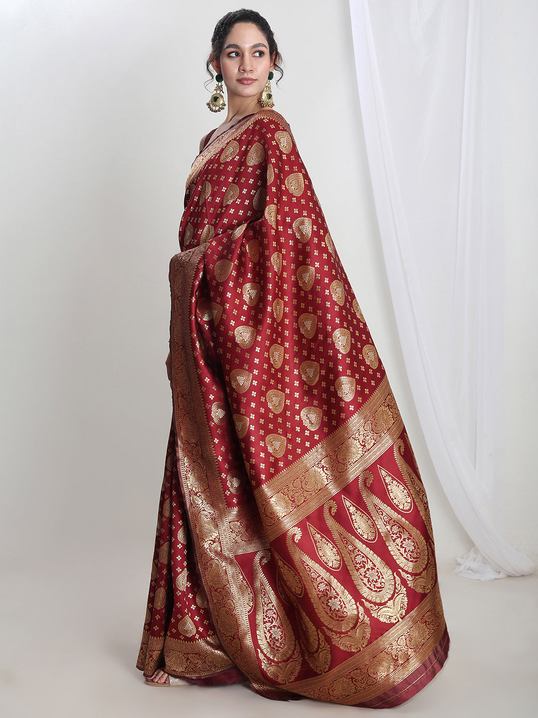 Janasya Maroon Silk Blend Ethnic Motifs Jacquard Saree