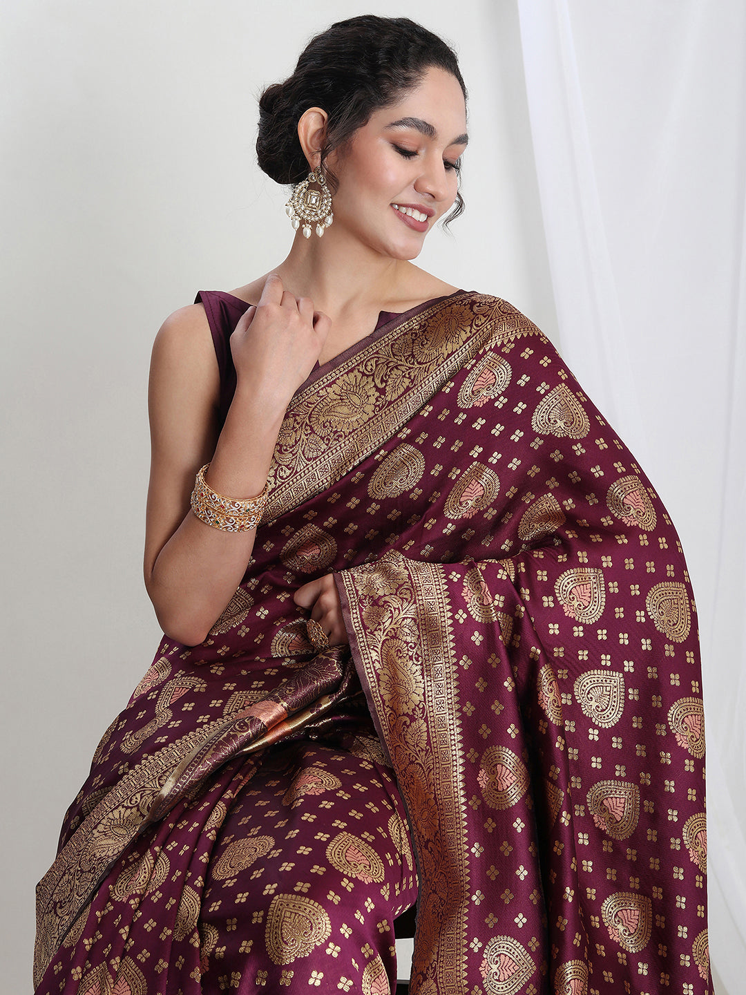 Janasya Purple Silk Blend Ethnic Motifs Jacquard Saree