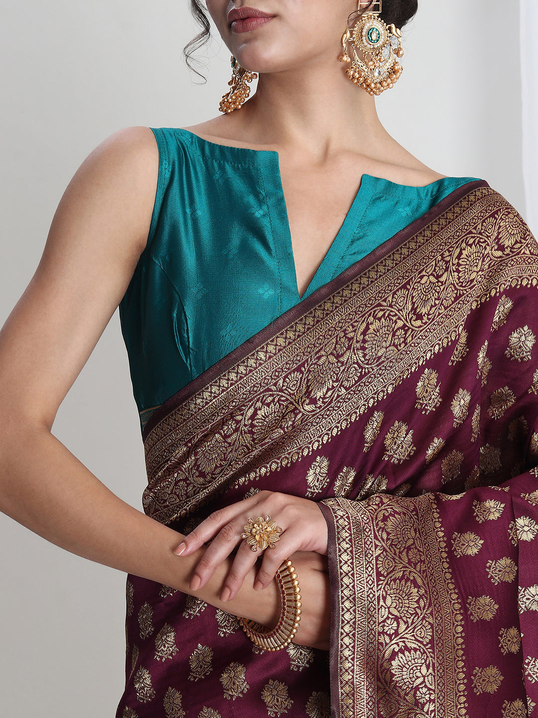 Janasya Purple Silk Blend Ethnic Motifs Jacquard Saree