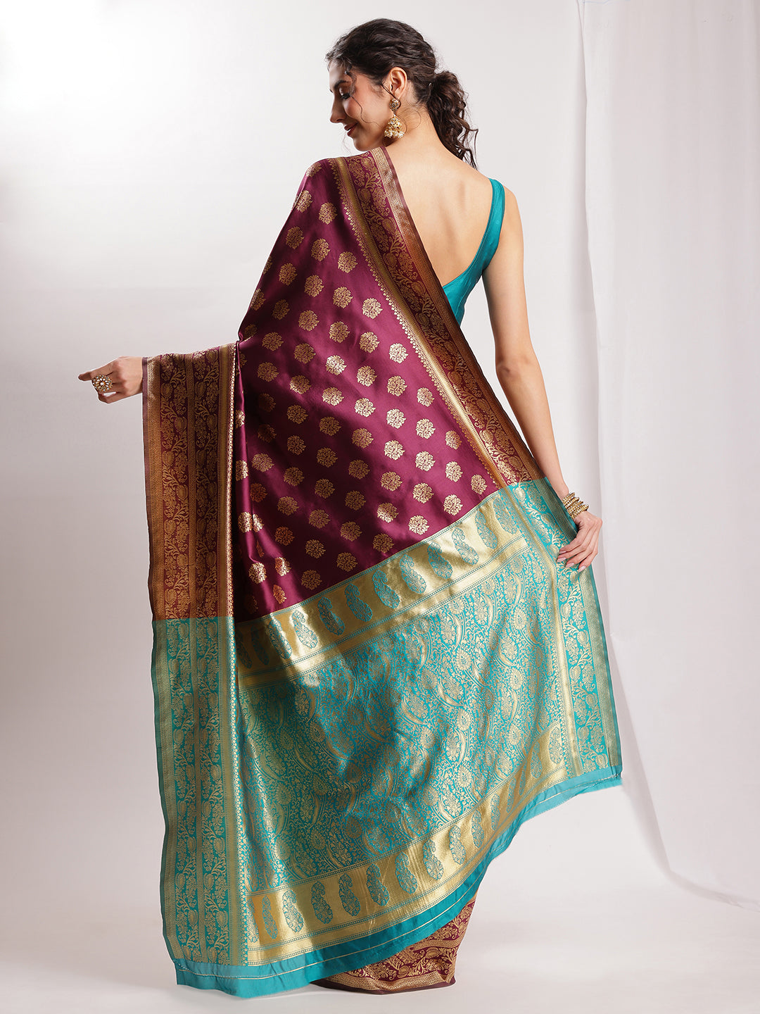 Janasya Purple Silk Blend Floral Jacquard Saree