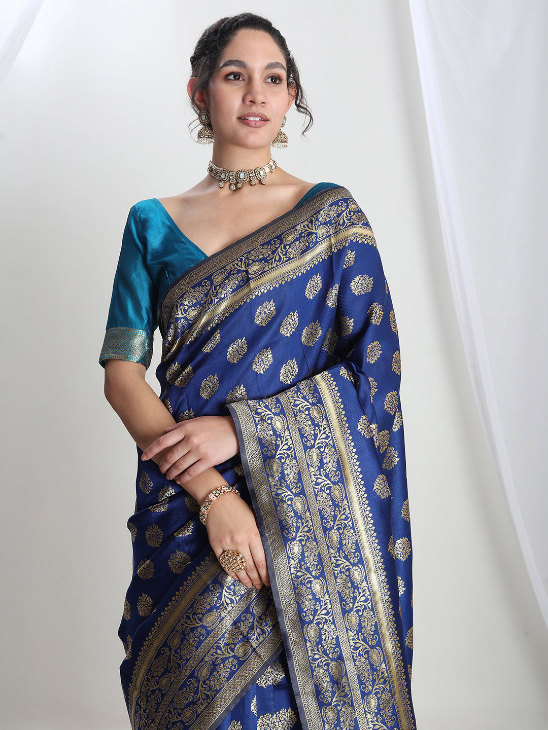 Janasya Blue Silk Blend Floral Jacquard Saree
