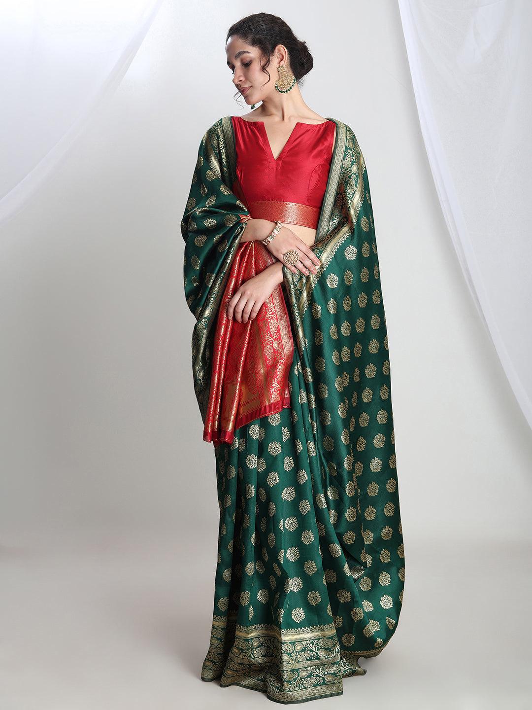 Janasya Green Silk Blend Floral Jacquard Saree