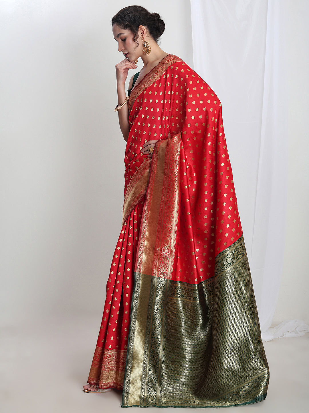 Janasya Red Silk Blend Ethnic Motifs Jacquard Saree