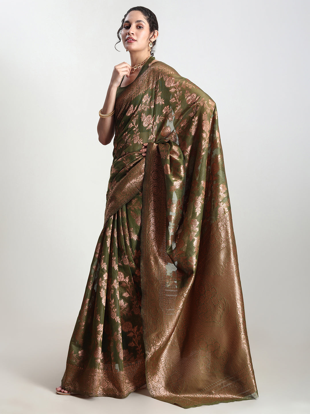 Janasya Green Silk Blend Floral Jacquard Saree