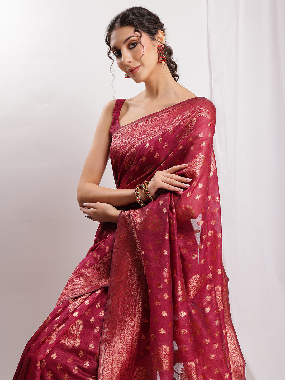 Janasya Fuchsia Silk Blend Floral Jacquard Saree