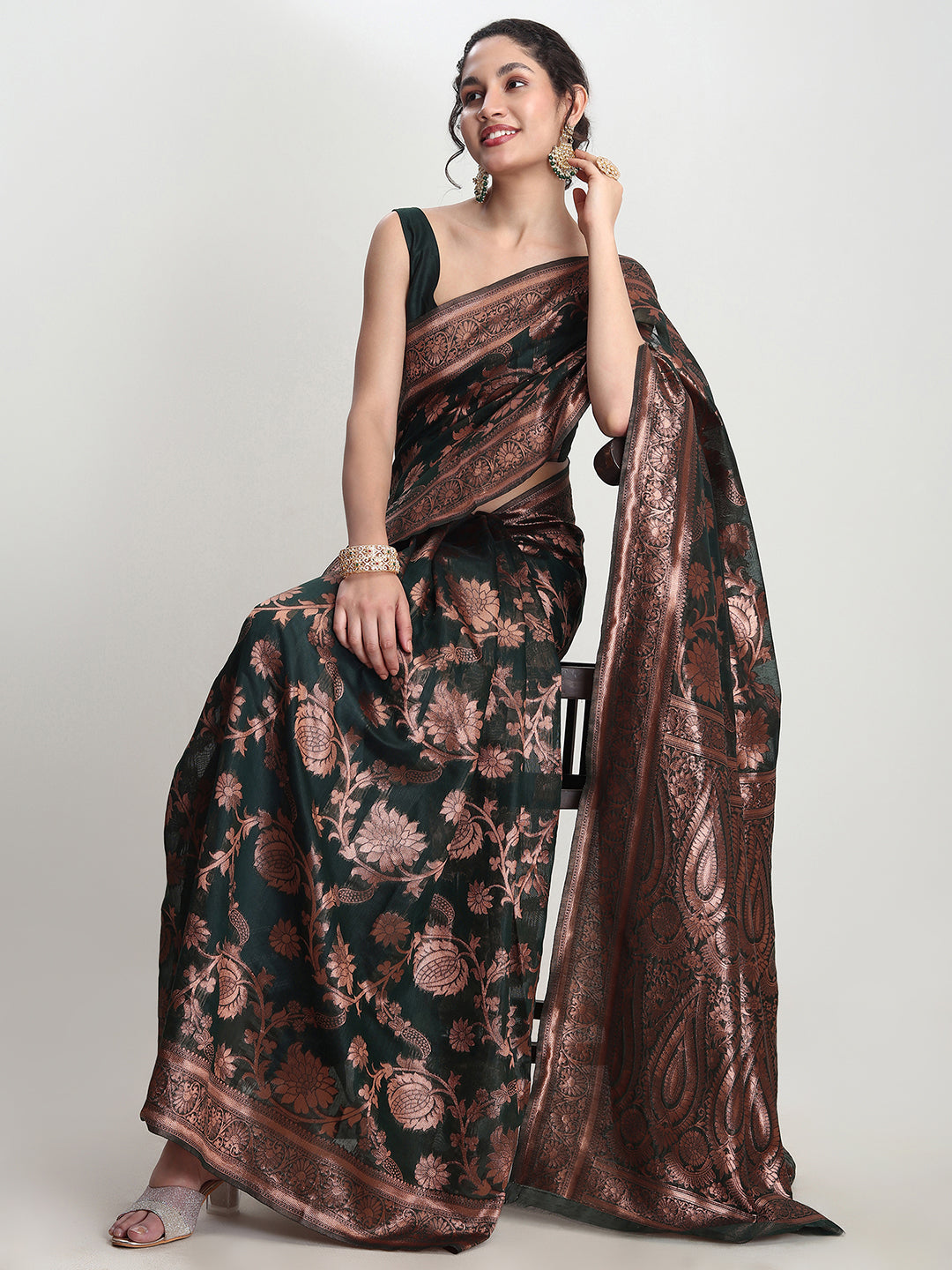 Janasya Dark Green Silk Blend Floral Jacquard Saree