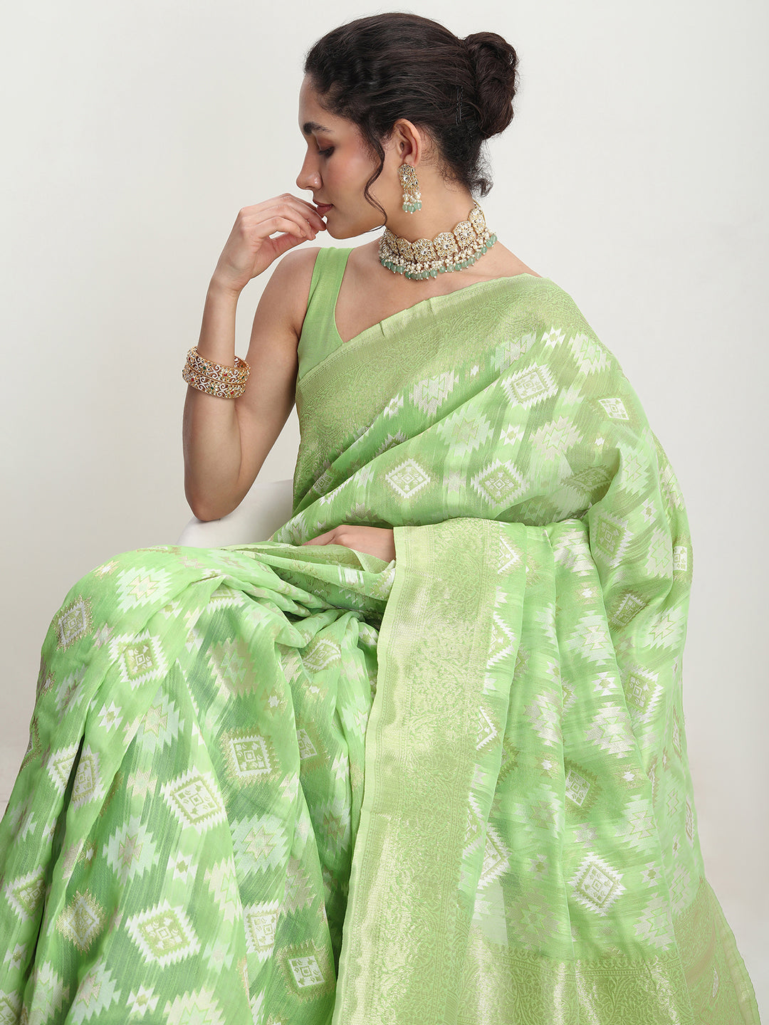 Janasya Green Silk Blend Geometric Jacquard Saree