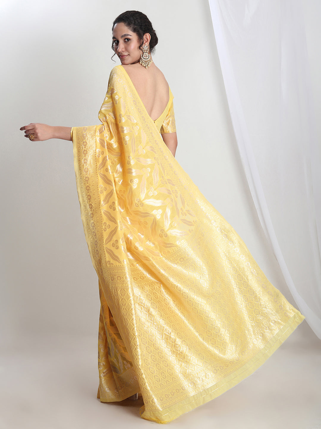 Janasya Yellow Silk Blend Floral Jacquard Saree