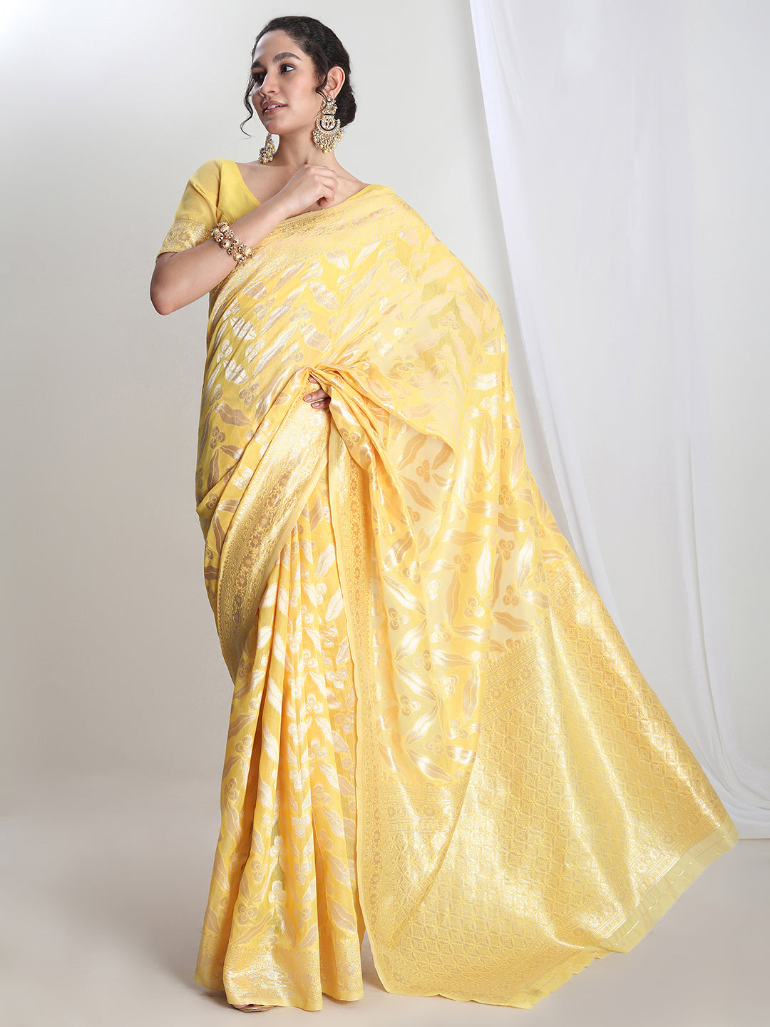 Janasya Yellow Silk Blend Floral Jacquard Saree