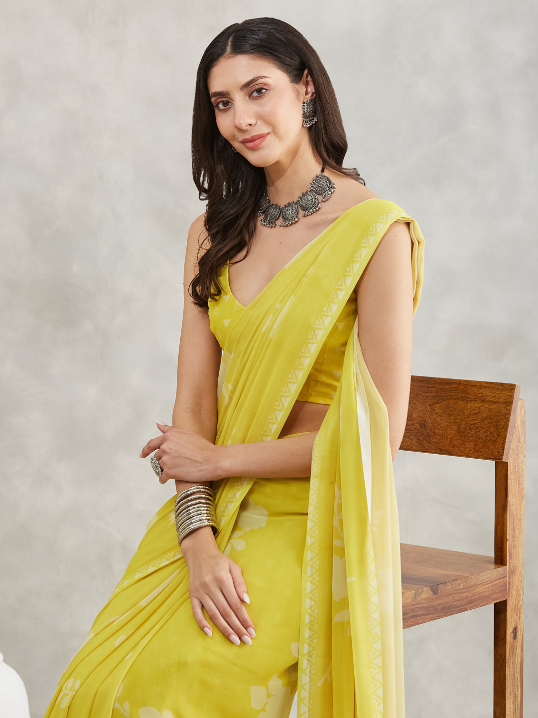 Janasya Lime Yellow Georgette Floral Printed Saree