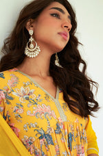 Thumbnail for Janasya Yellow Georgette Digital Floral Printed Set - Distacart