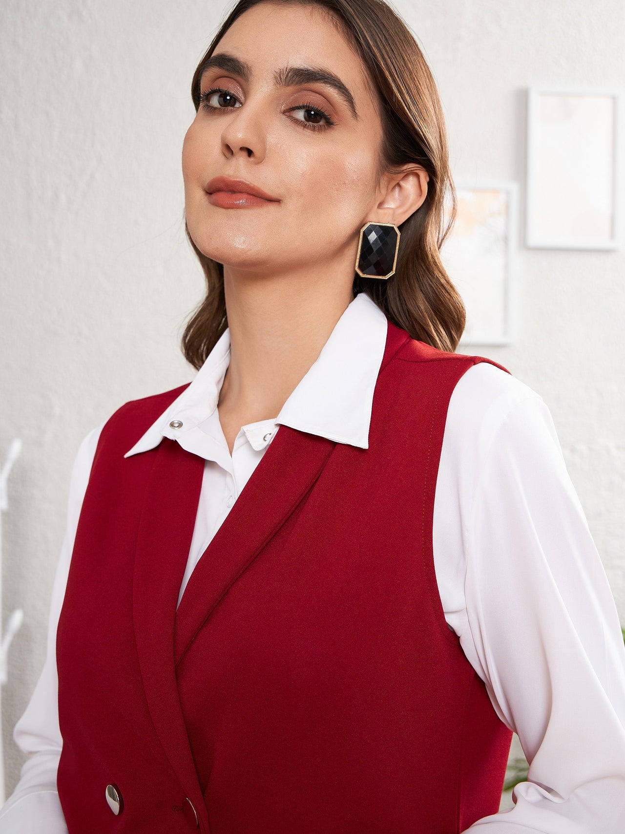 Lyush Women Red Double-Breast Sleeveless Longline Blazer
