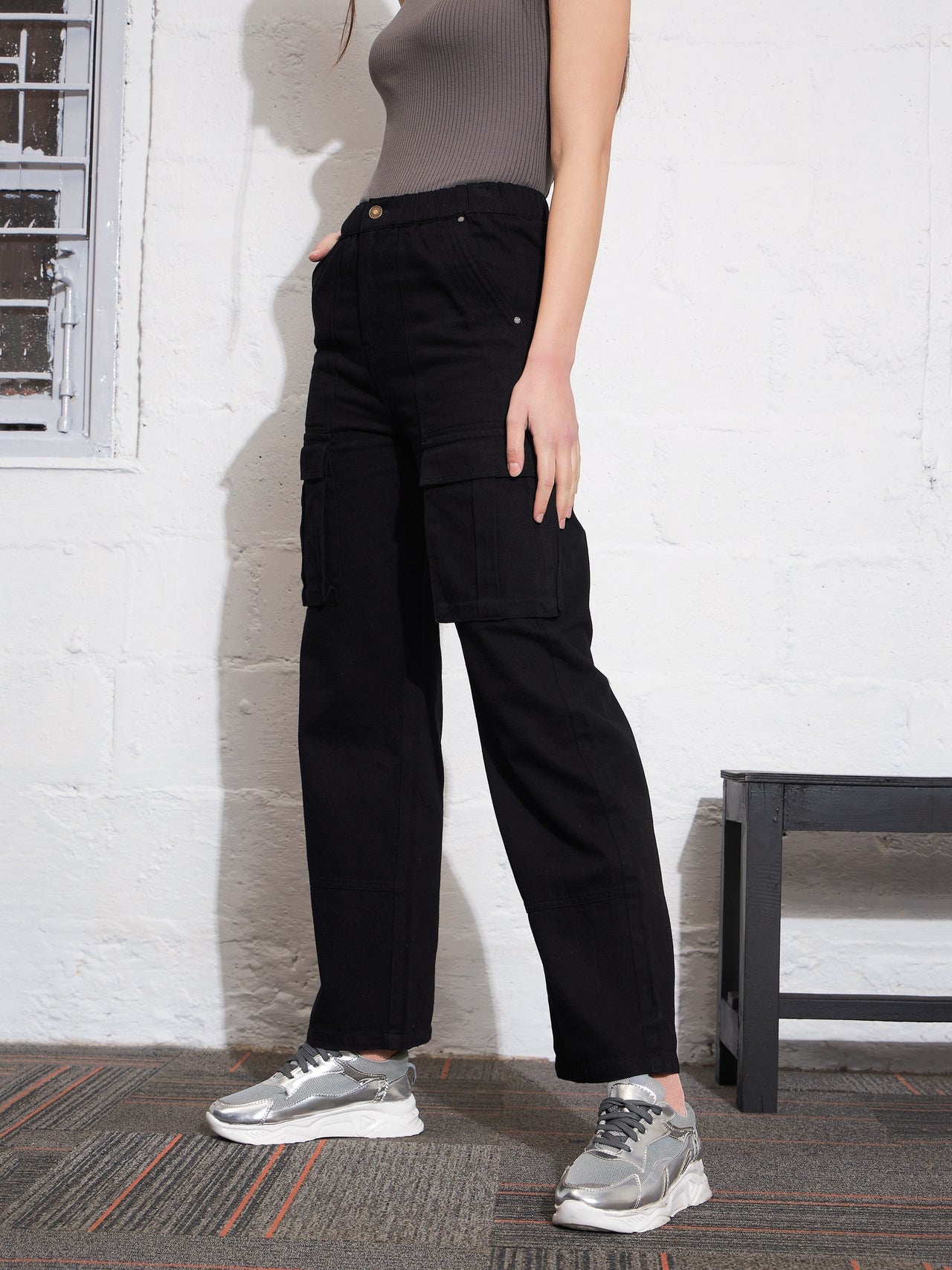 Lyush Women Black Box Pocket Cargo Jeans
