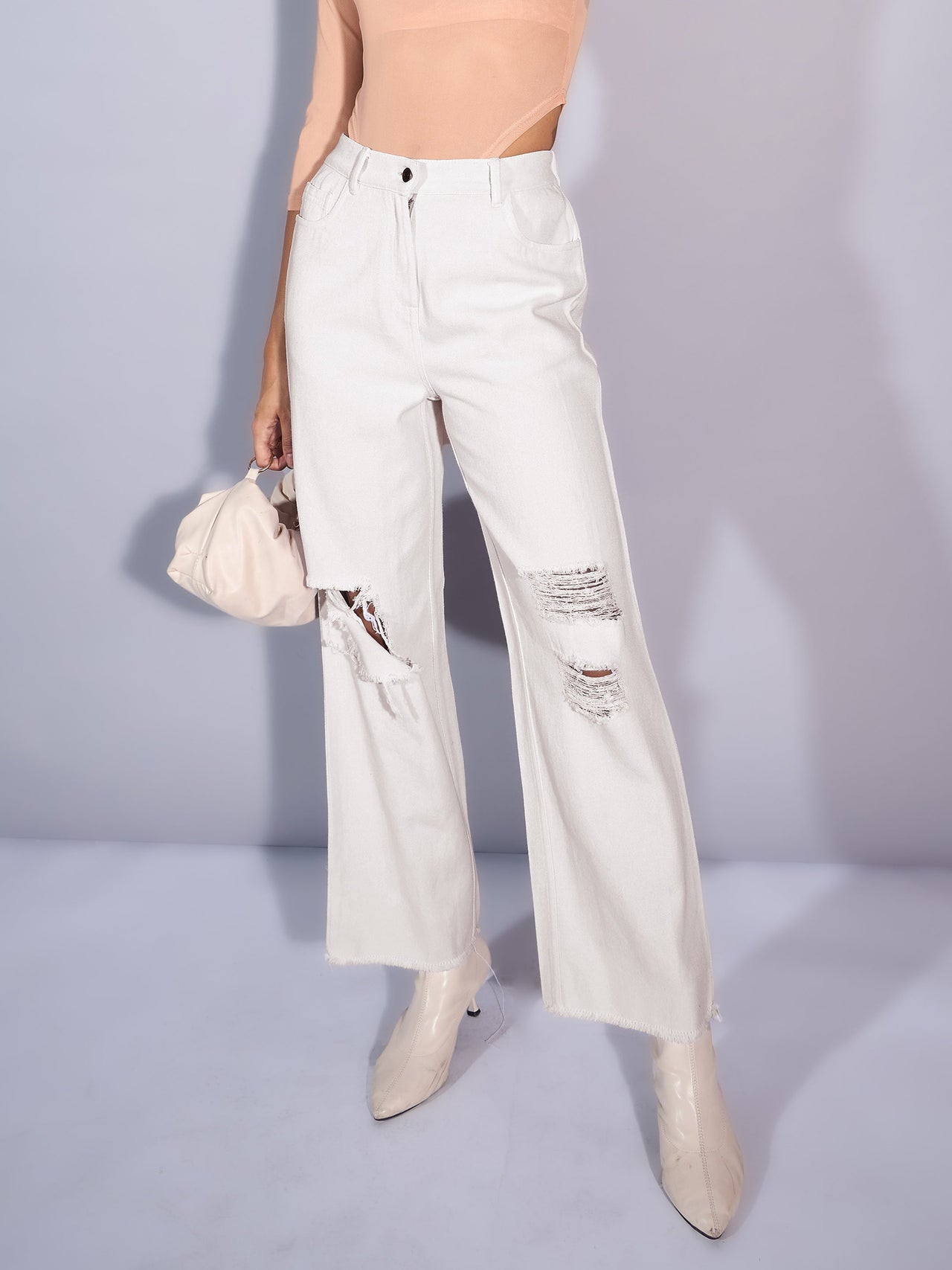 Lyush Women White Twill Distress Frayed Hem Jeans
