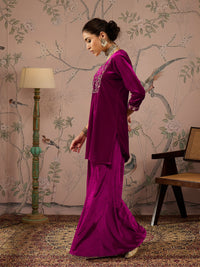 Thumbnail for Lyush Women Fuchsia Velvet Embroidered Short Kurta With Palazzo Pants