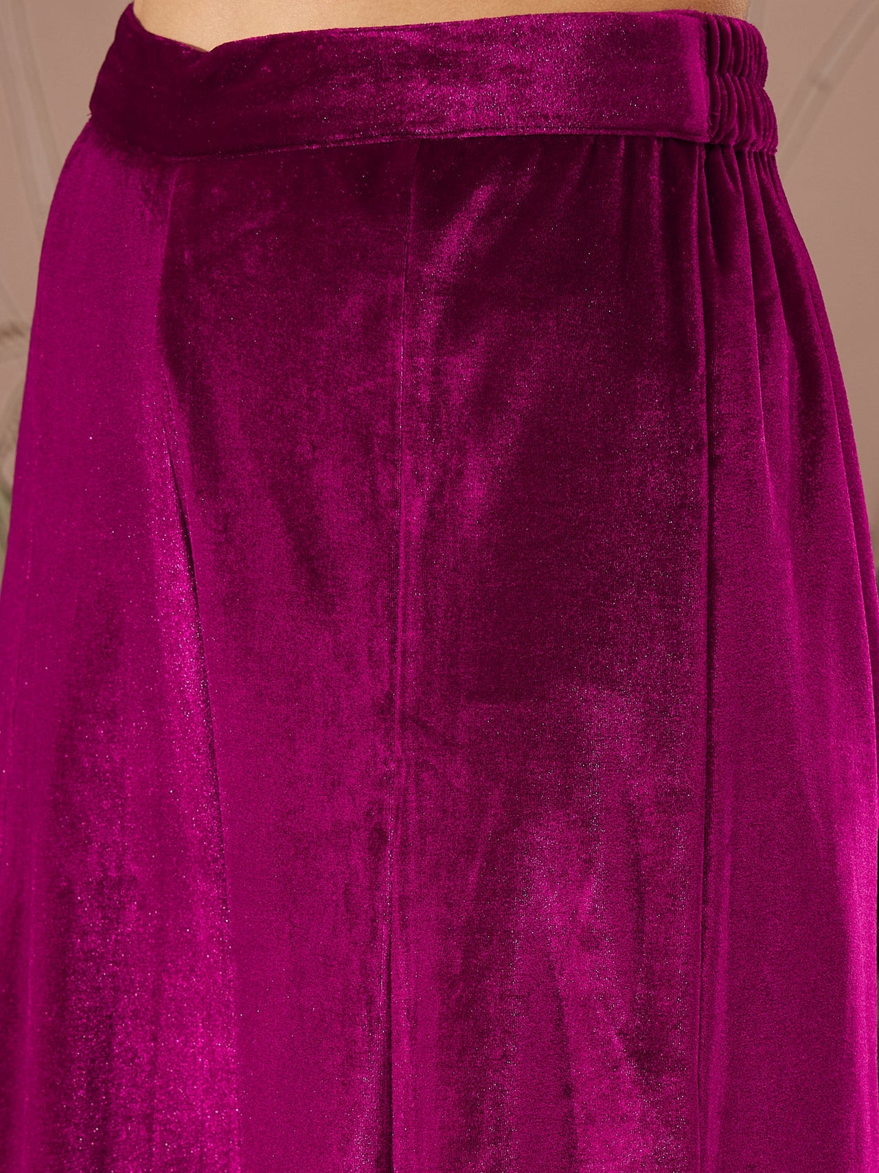 Lyush Women Fuchsia Velvet Embroidered Short Kurta With Palazzo Pants