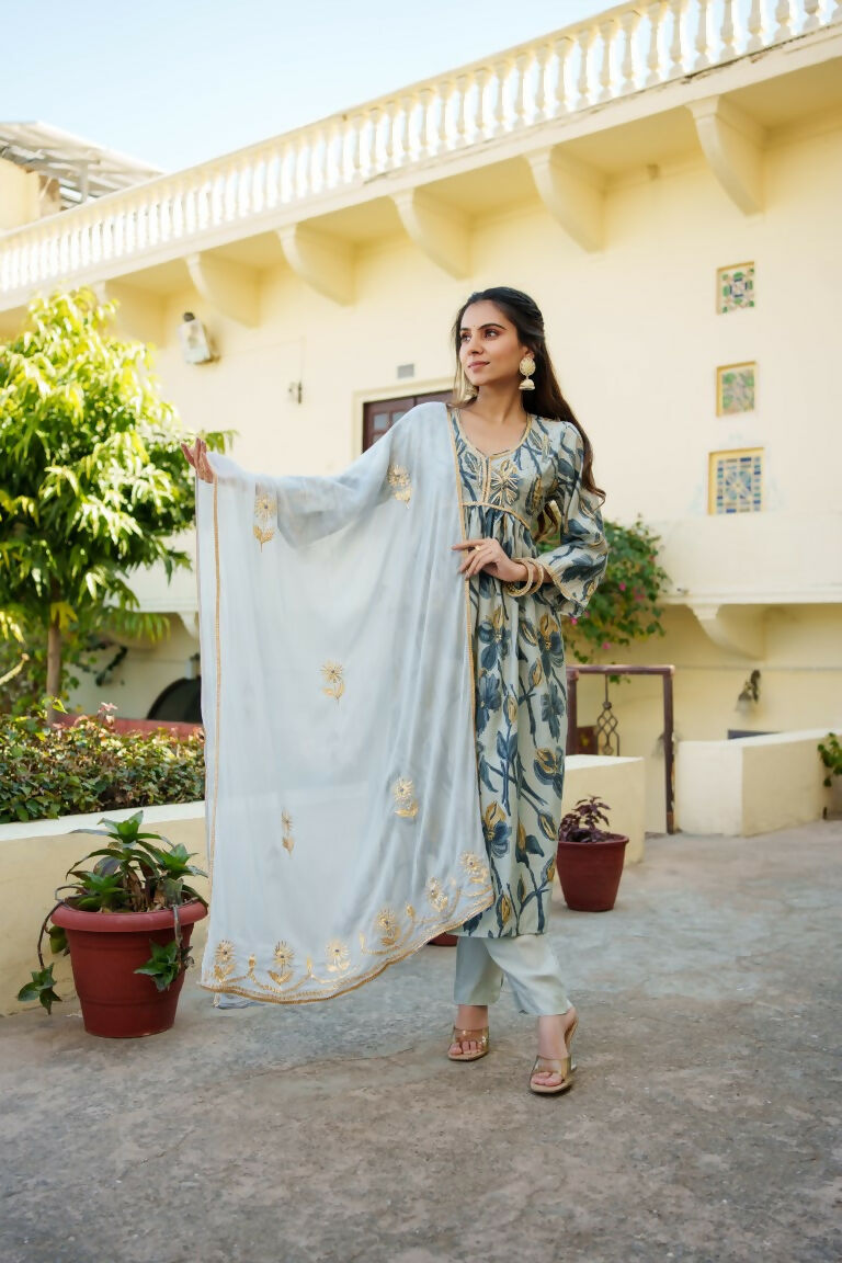 Vaasva Women SkyBlue Muslin Embroidered Kurta,Pant & Dupatta Set - Distacart