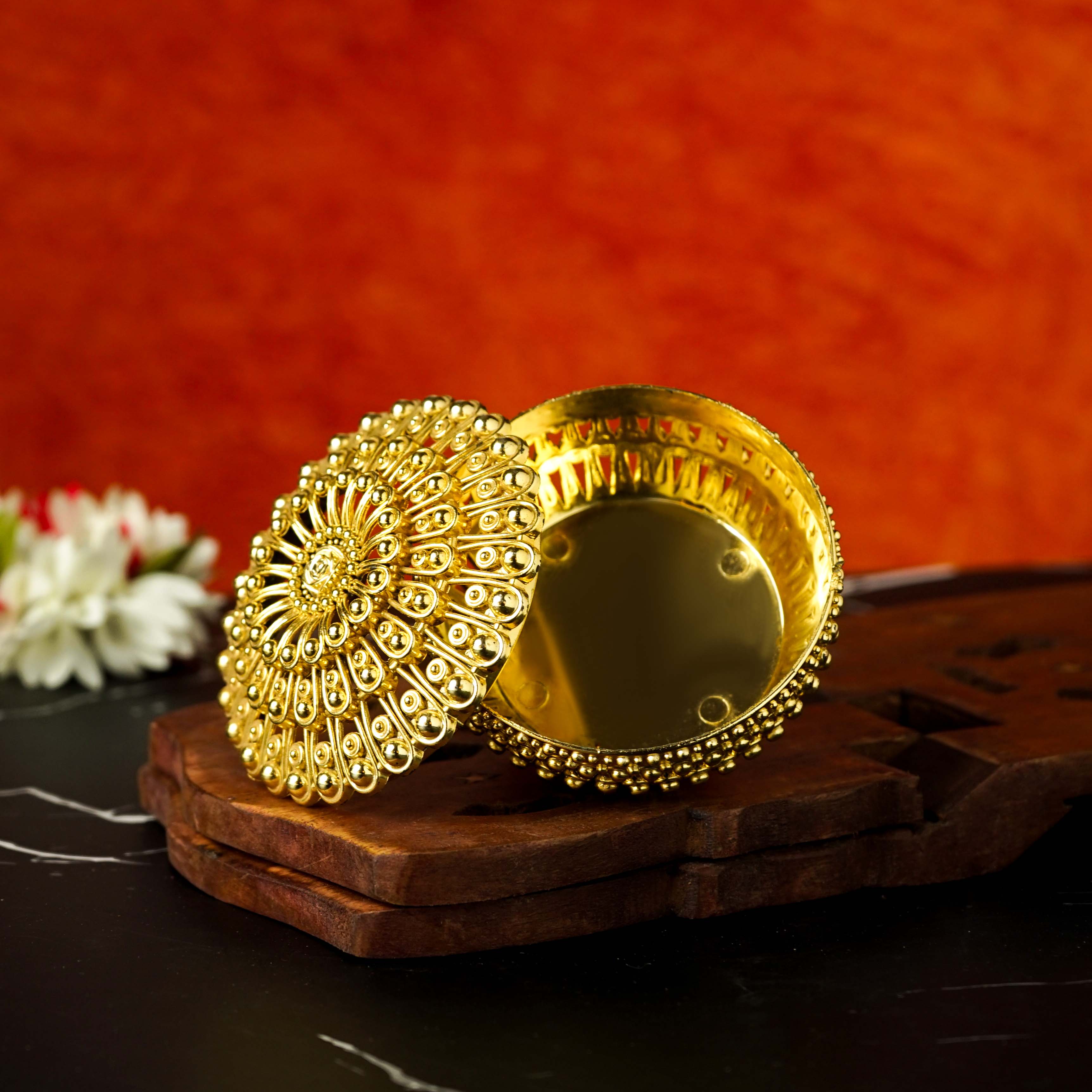 Sri Rudra Gold Fancy Tray Round Bowl (EAN 8906101491865) - Distacart