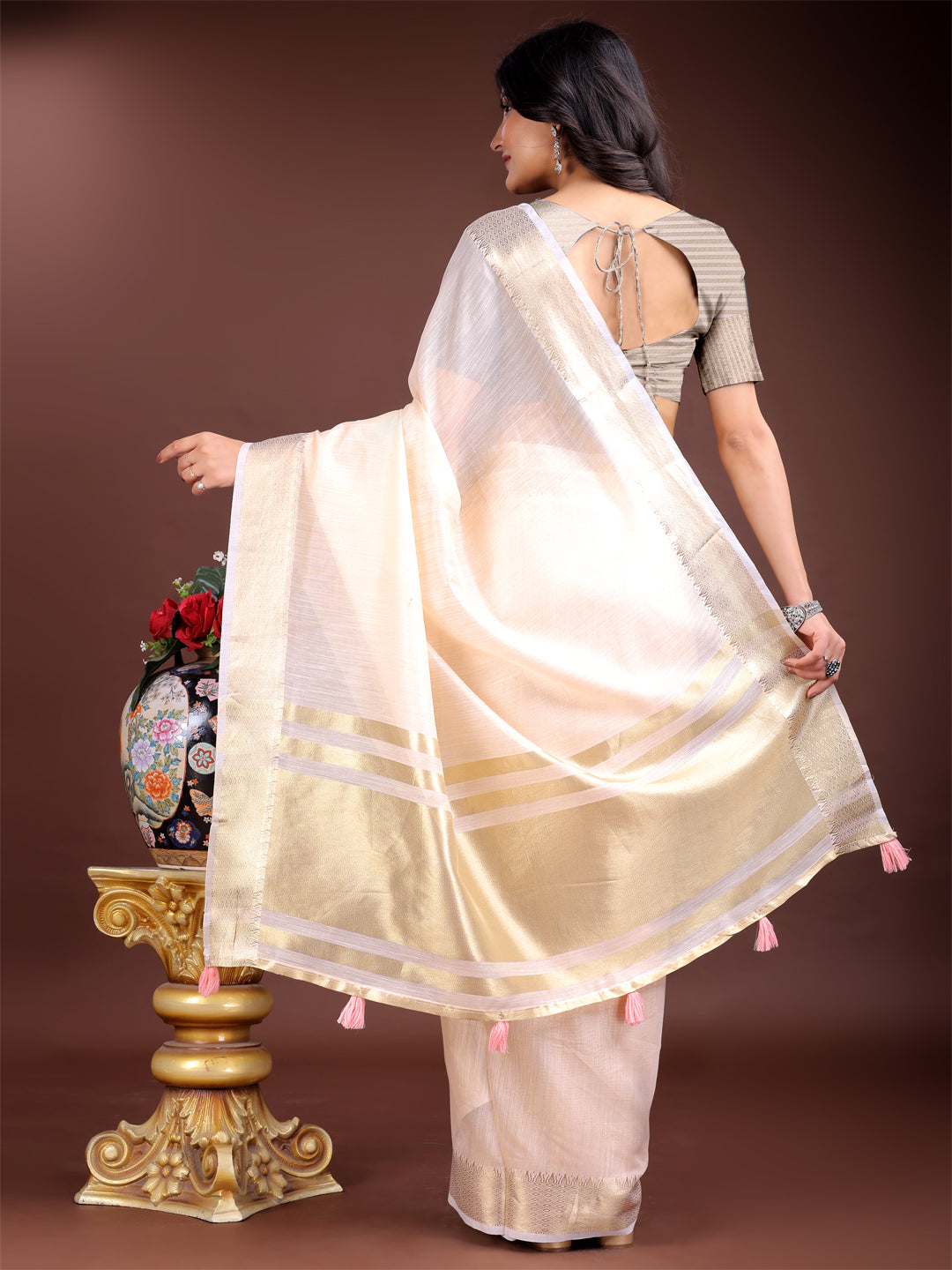 Astita Peach Gold Cotton Ready-to-Wear Saree - Simplicity Meets Effortless Grace - Distacart