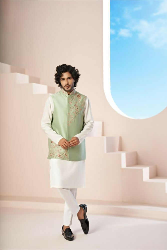 STUDIO_99_24.76641 (1)