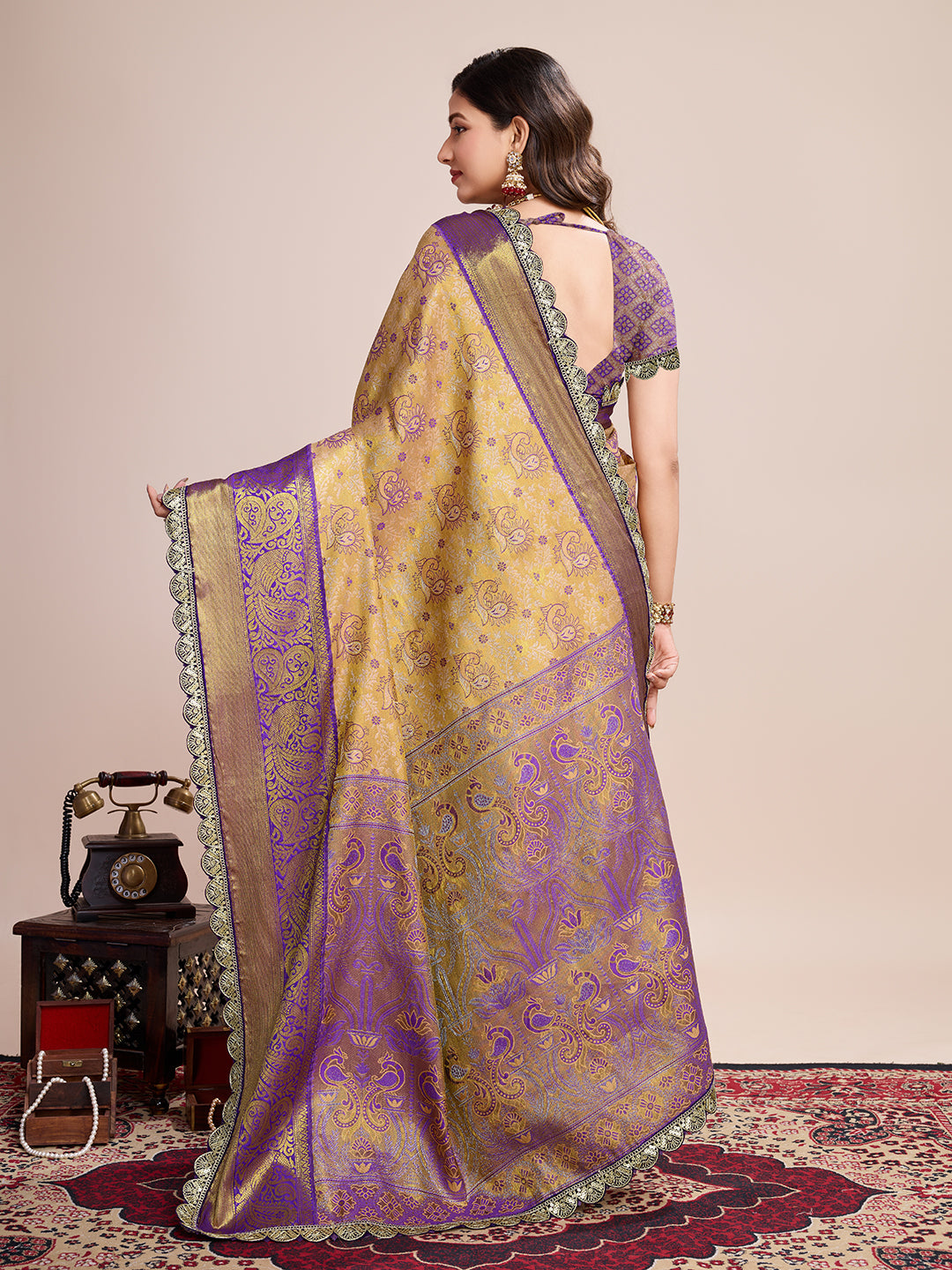 Vedant Vastram Soft Litchi Silk Kanjeevaram Silk Saree - Cream - Distacart