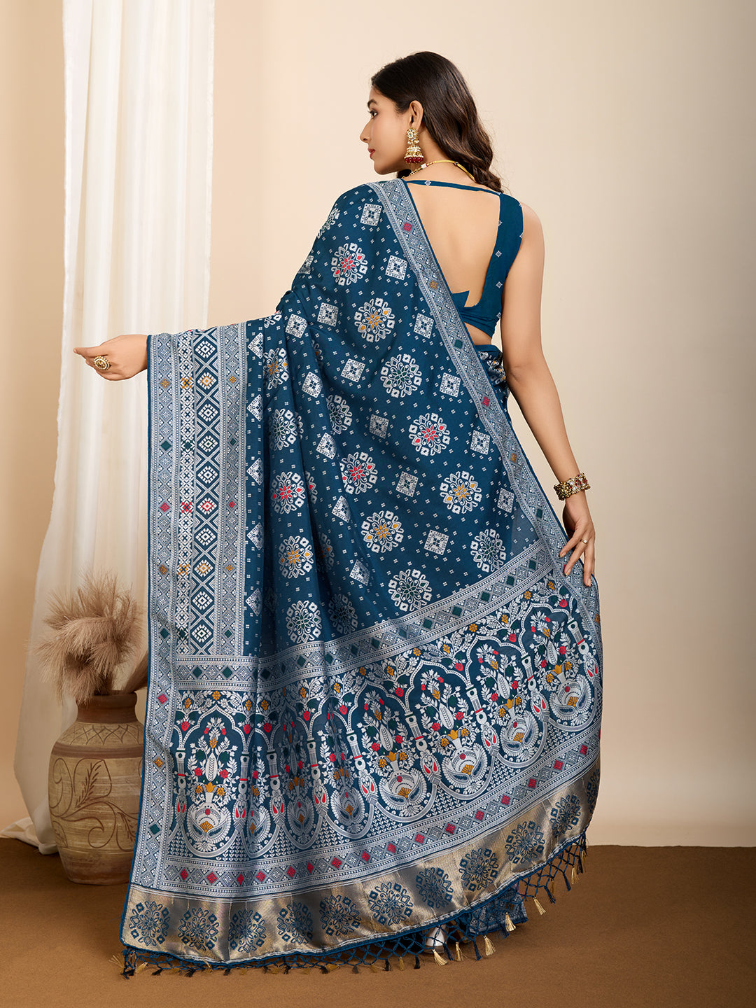 Vedant Vastram Maslin Dola Silk Kanjeevaram Silk Saree - Navy - Distacart