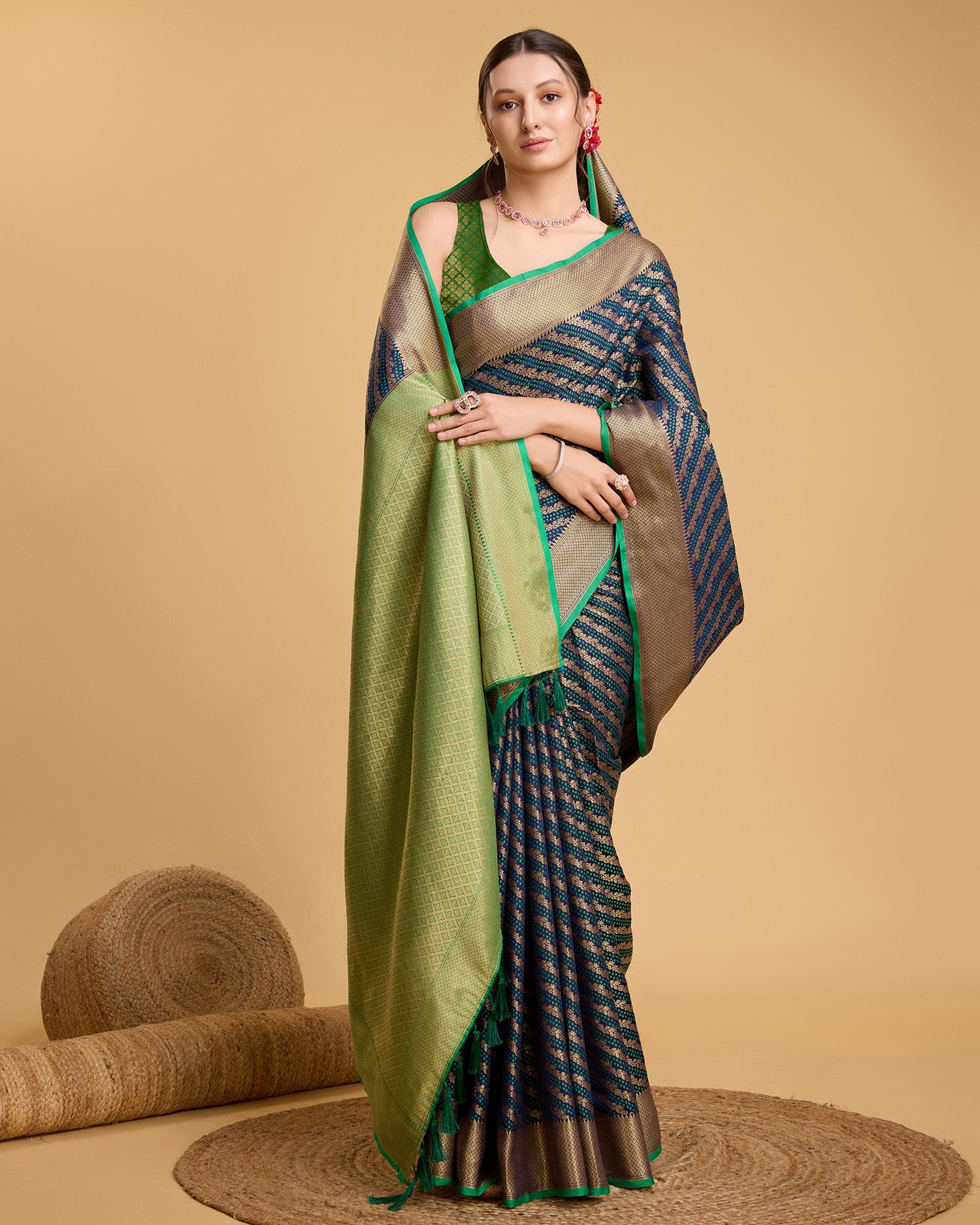 Vedant Vastram Soft Litchi Silk Kanjeevaram Silk Saree - Navy - Distacart