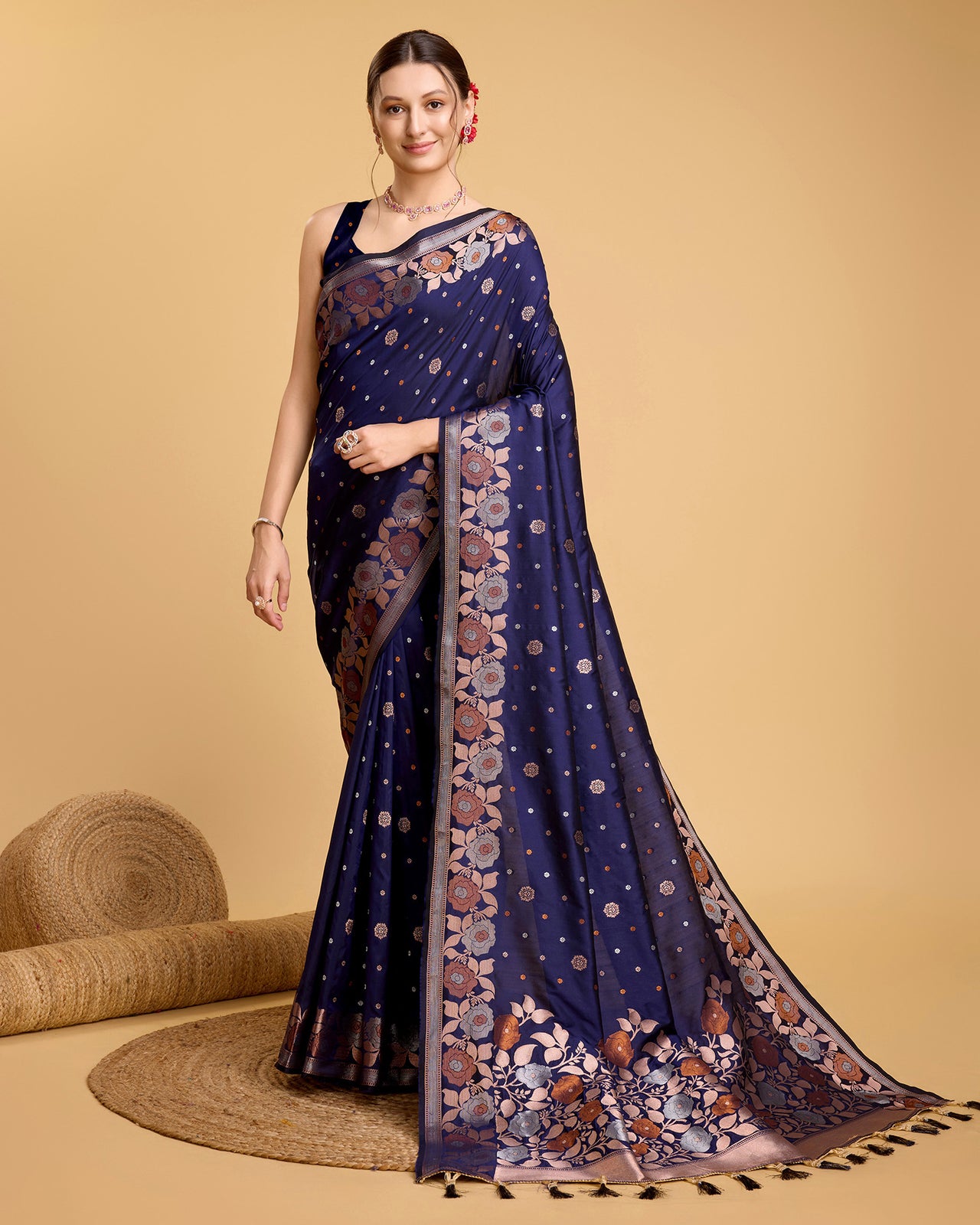 Vedant Vastram Soft Litchi Silk Banarasi Silk Saree - Navy