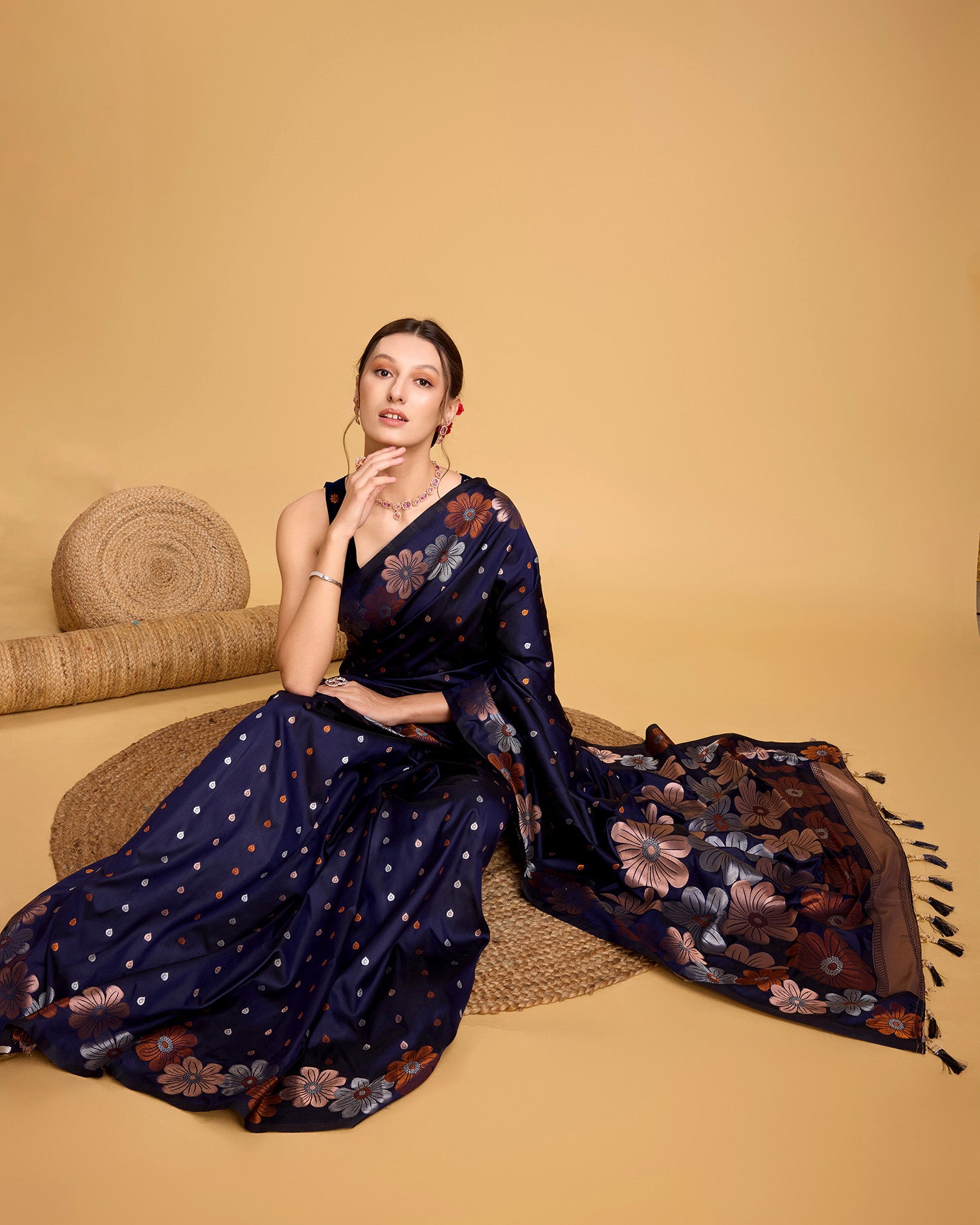 Vedant Vastram Soft Litchi Silk Banarasi Silk Saree - Navy - Distacart