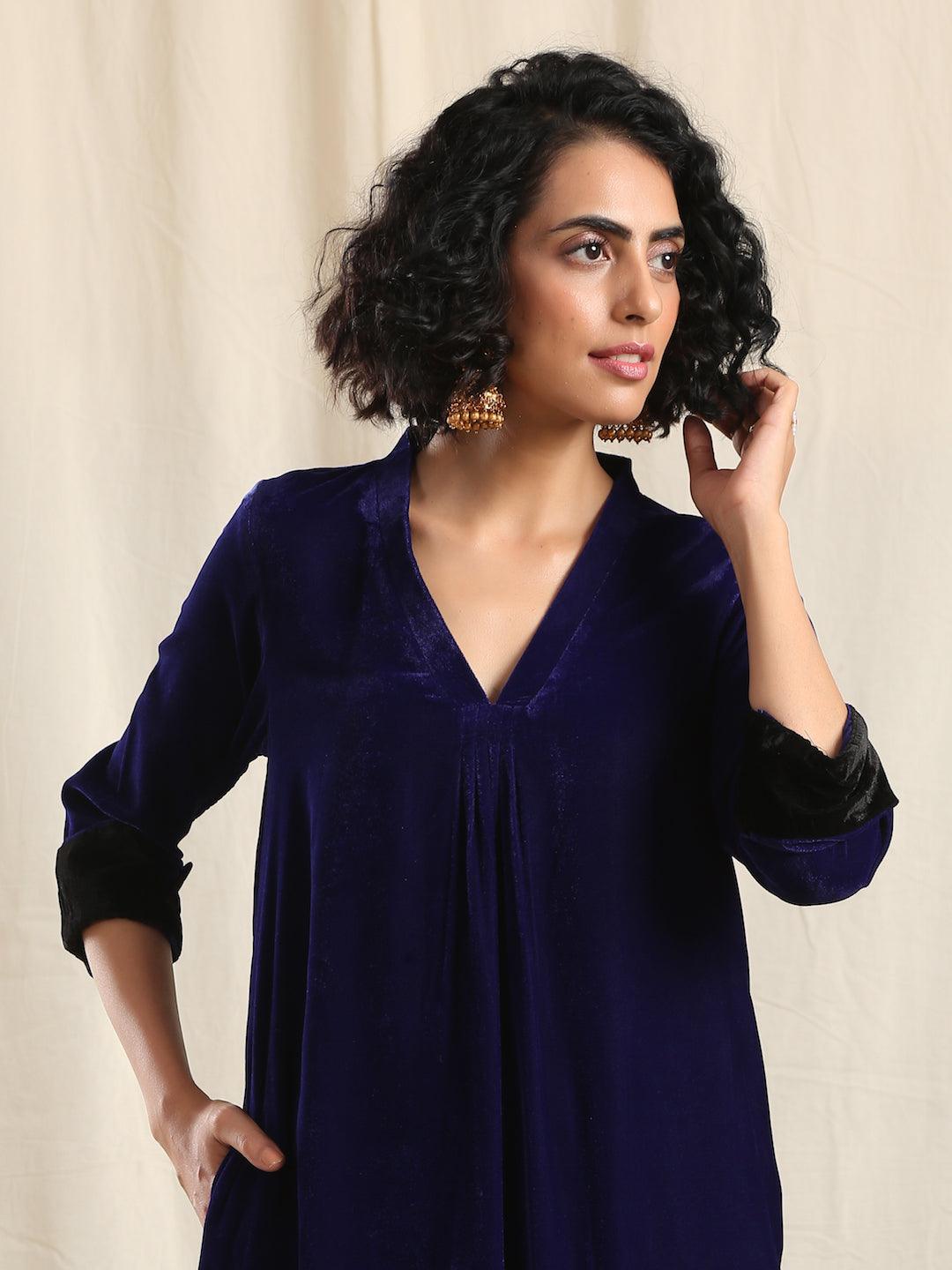 trueBrowns Blue Velvet Slit Kurta - Distacart