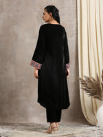 Thumbnail for trueBrowns Black Velvet Embroidered Lace Kurta - Distacart