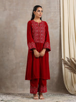 Thumbnail for trueBrowns Red Velvet Embroidered Slit Kurta - Distacart