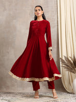 Thumbnail for trueBrowns Red Velvet Flared Lace Kurta - Distacart