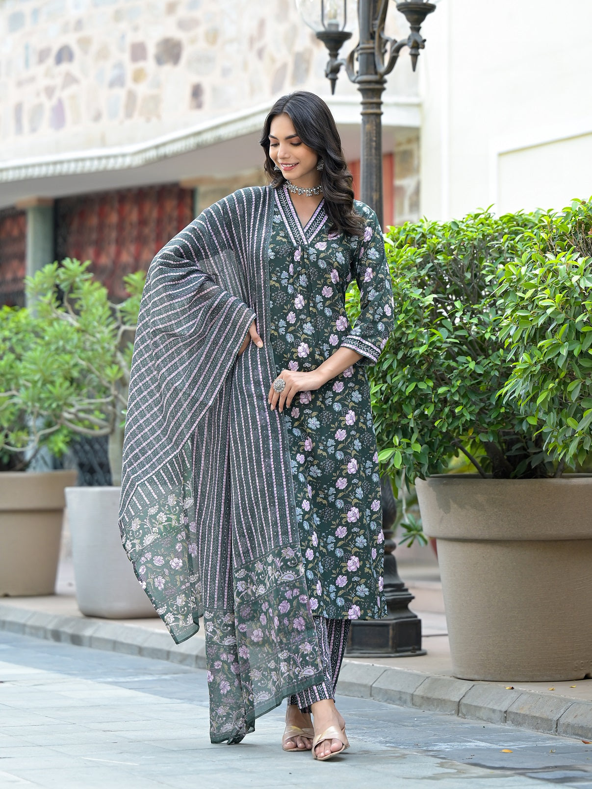 Lyush Women Party Wear Flower Printed Kurta With Pant And Dupatta Set - Green