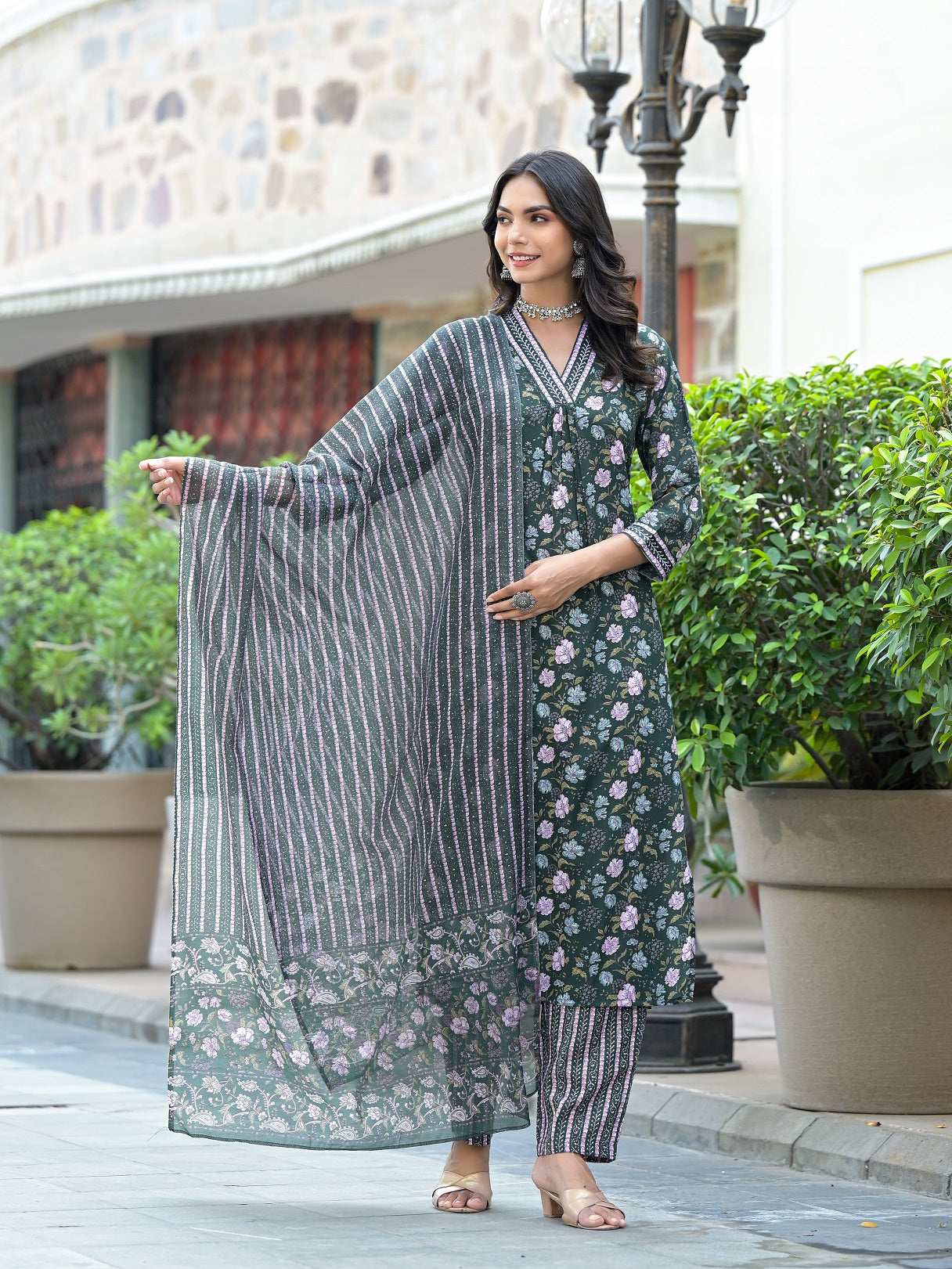 Lyush Women Party Wear Flower Printed Kurta With Pant And Dupatta Set - Green