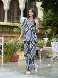 Thumbnail for Lyush Women Party Wear Flower Printed Co-Ord Set Top With Bottom - Grey